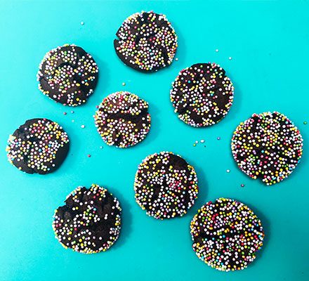 Chocolate fudge sprinkle-crinkle biscuits