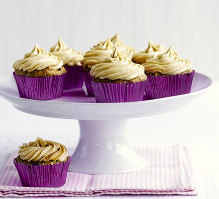 Vegan cupcakes with banana & peanut butter